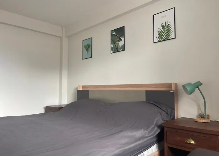 Minimal Room